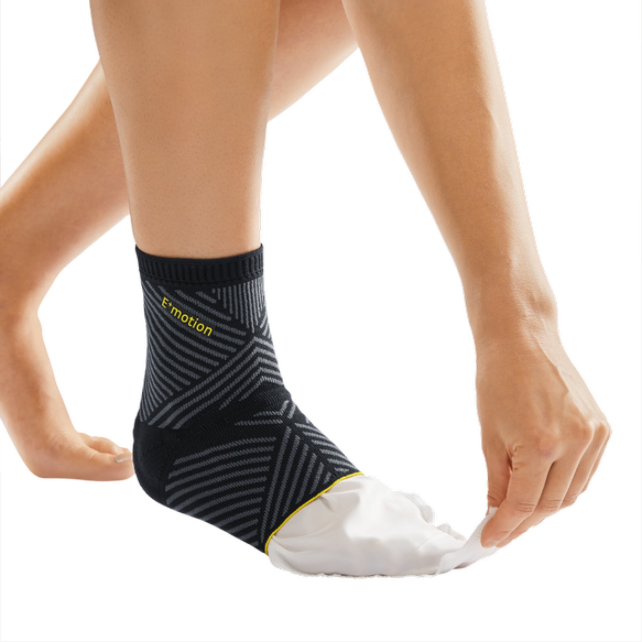 E+motion Levamed Sports Ankle Support | medi Australia