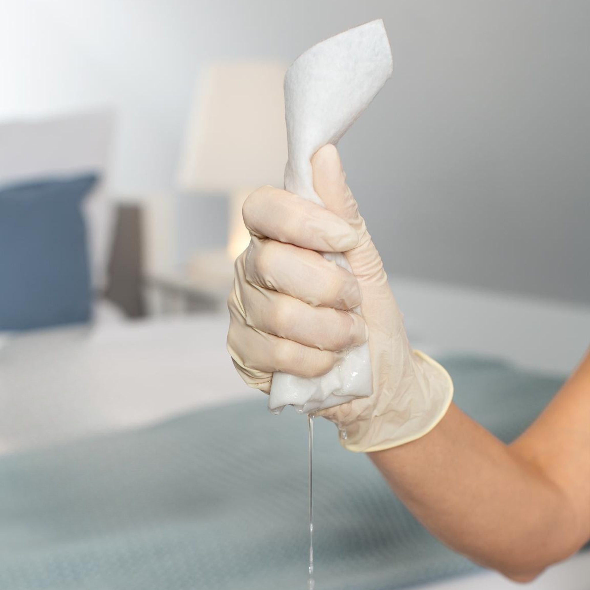 UCS Wound Debridement Glove (Box of 5)